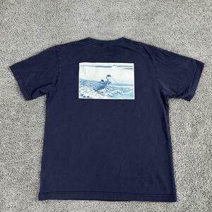 Uniqlo UT Shirt Mens Medium Navy Museum of Fine Arts Hokusai Great Wave Graphic